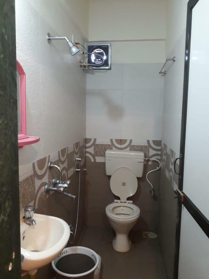 Maharaja Family Guest House Lonavala Luaran gambar