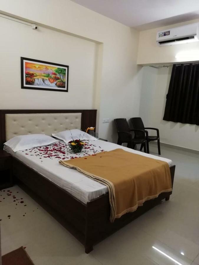 Maharaja Family Guest House Lonavala Luaran gambar